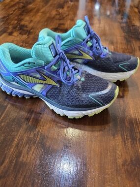 Brooks Ravenna 6 Sneakers Women 8.5 Aqua Blue Lace Up Athletic Running Shoes